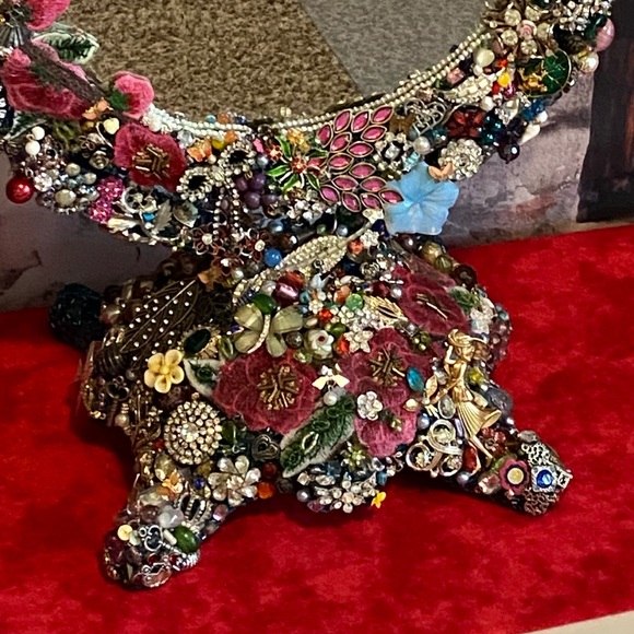 ONE OF A KIND!! Vintage Estate Large Embellished Standing Mirror - Picture 4 of 14